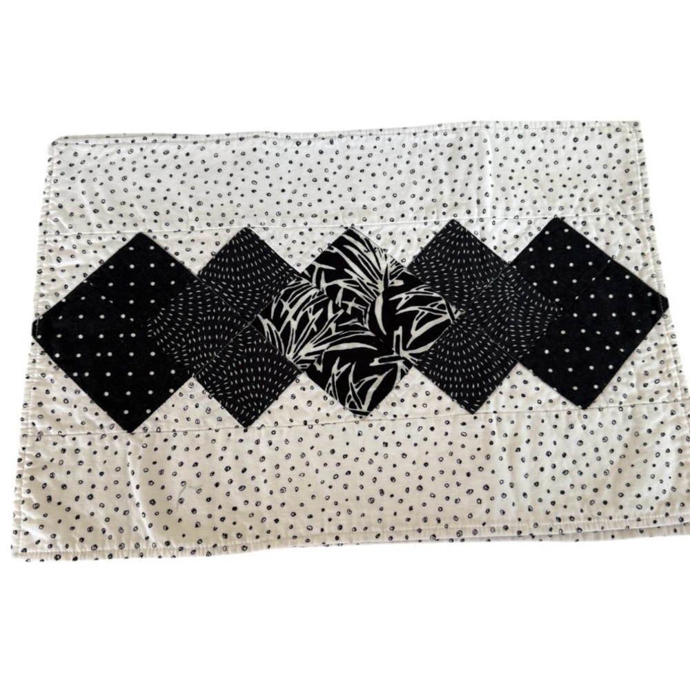 Black and White Geometric Patterned placemats set of 4